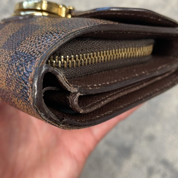 Rare Louis Vuitton Damier Ebene Joey Wallet Press Lock Compact Check - Picture 7 of 17